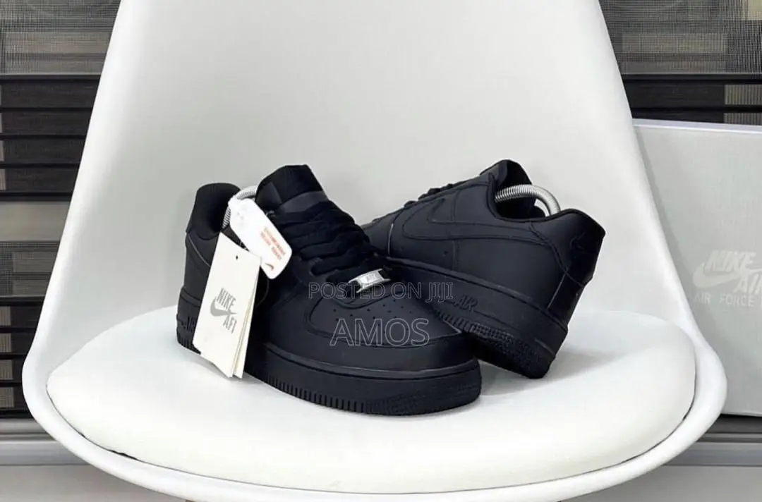 Nike Air Force 1