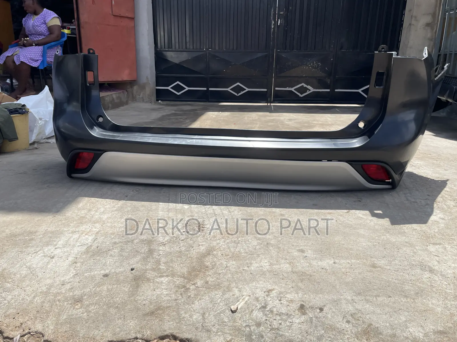 Toyota Highlander 2019-2022 Back Bumper Complete Available