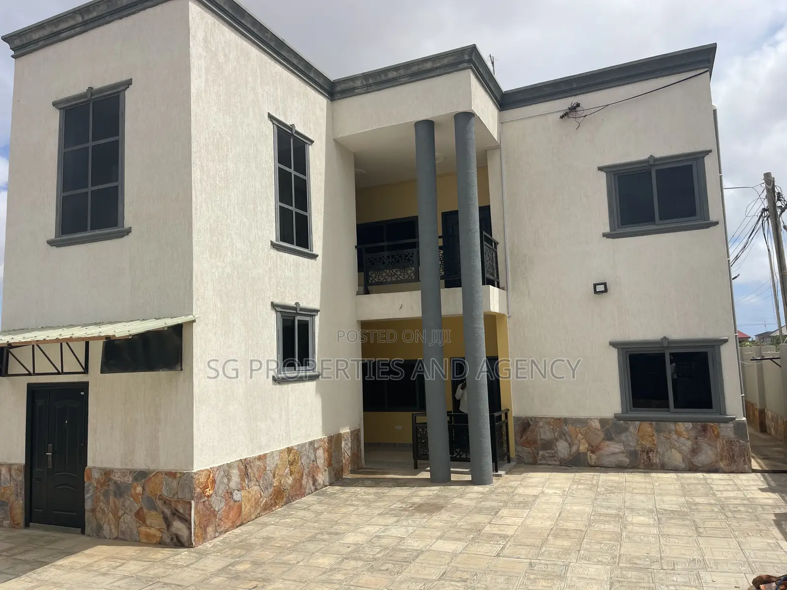 2bdrm Apartment in Spintex Manet for rent