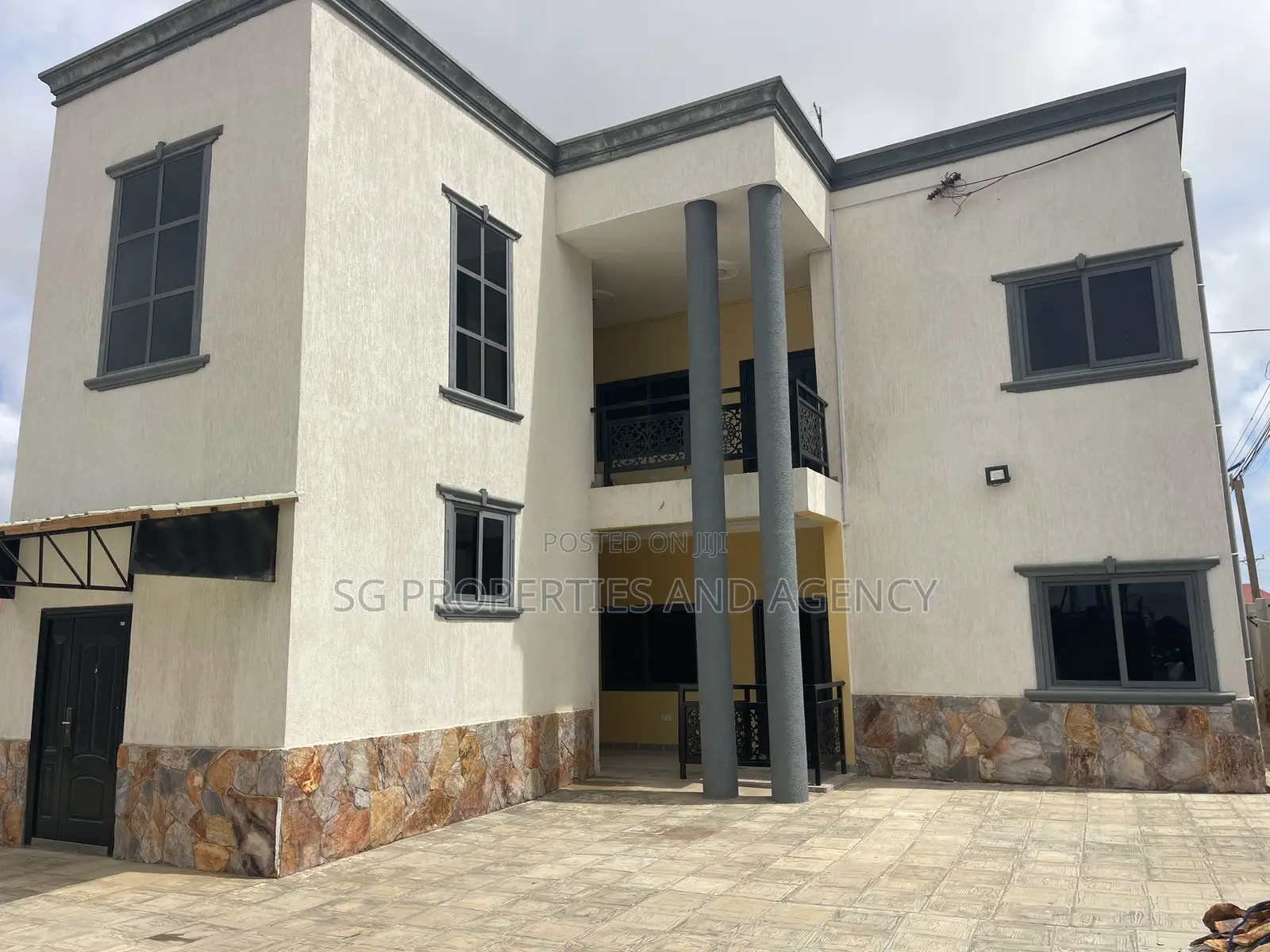 2bdrm Apartment in Spintex Manet for rent