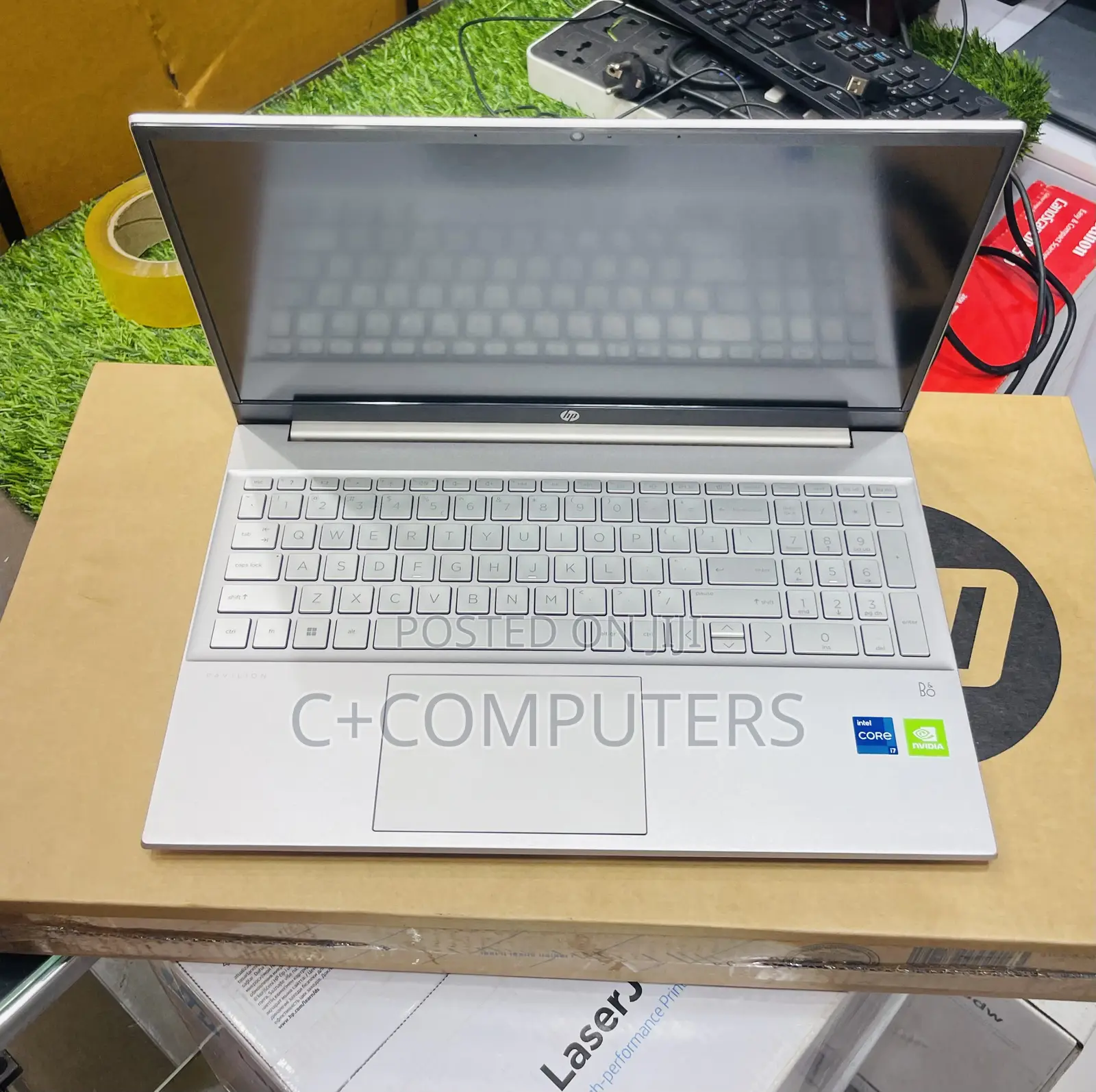 New Laptop HP Pavilion 15 8GB Intel Core i7 SSD 512GB