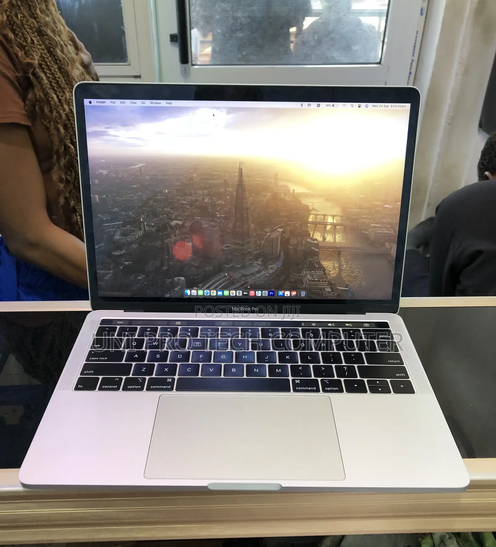 Laptop Apple MacBook Pro 2019 8GB Intel Core I5 SSD 128GB