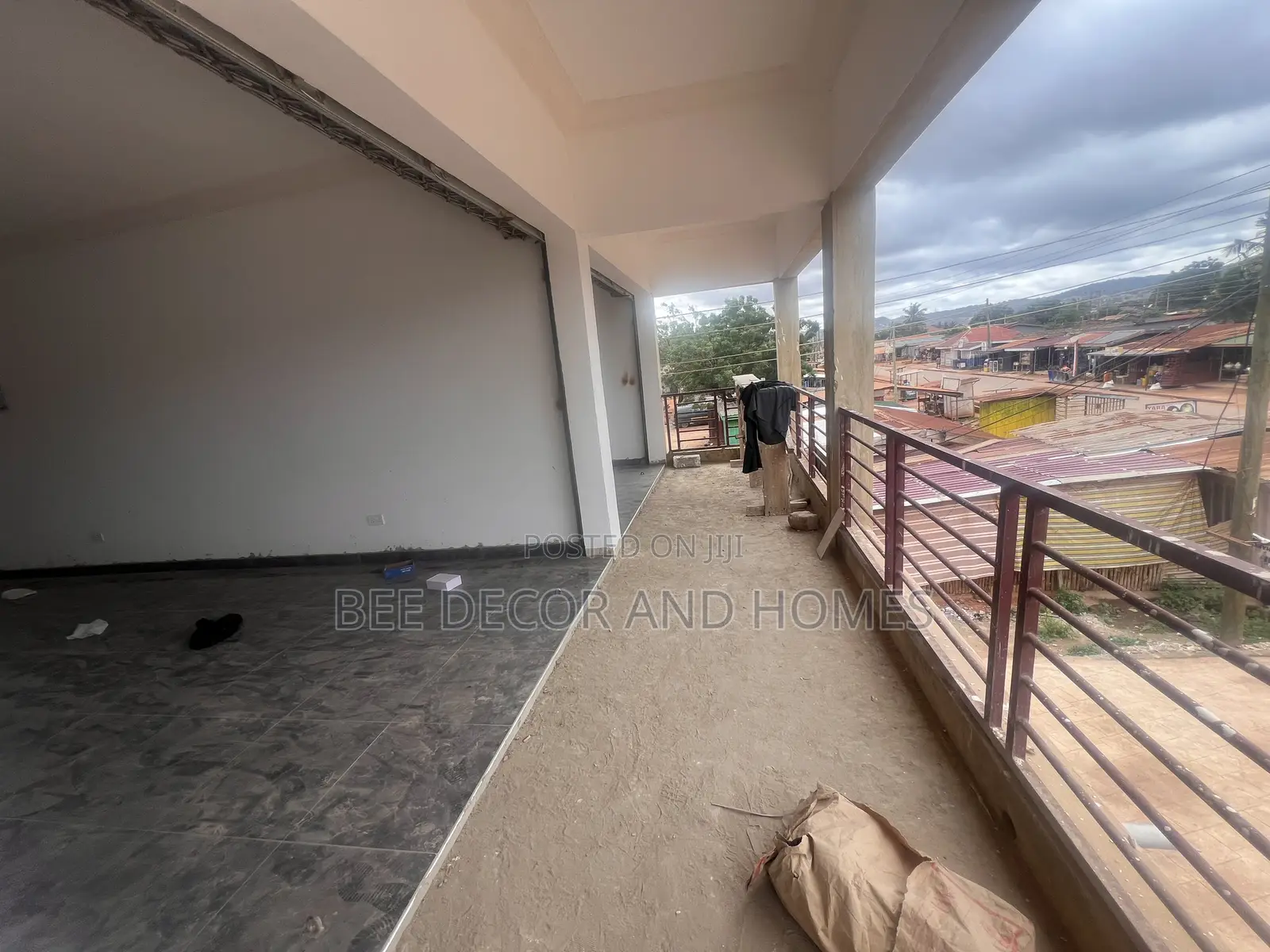 Shop at Teiman Station for Rent