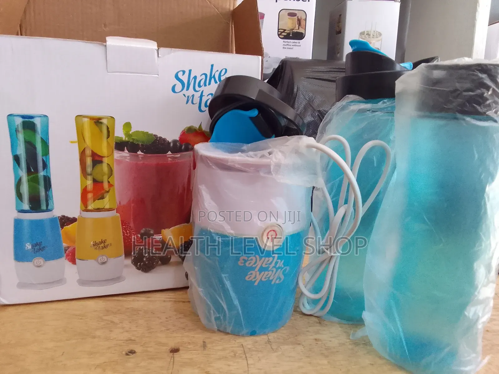 Shake and Take Smoothie Blender