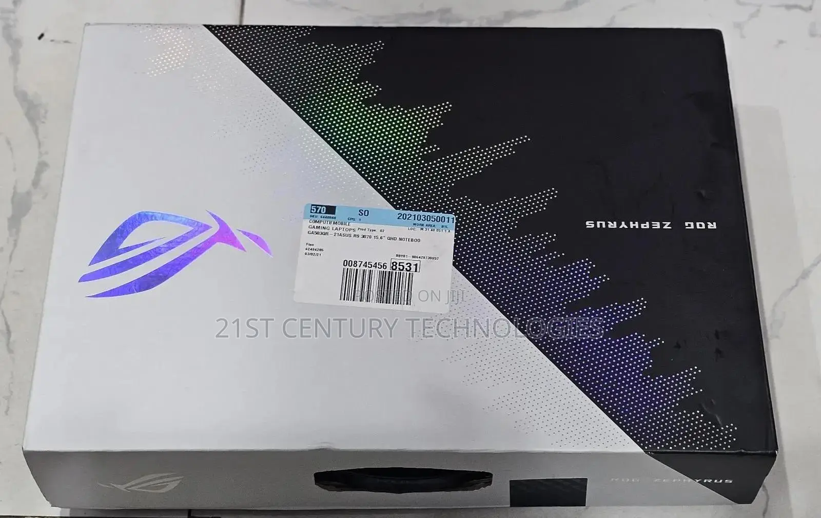 Laptop Asus ROG Zephyrus G15 16GB Intel Core i7 SSD 2T