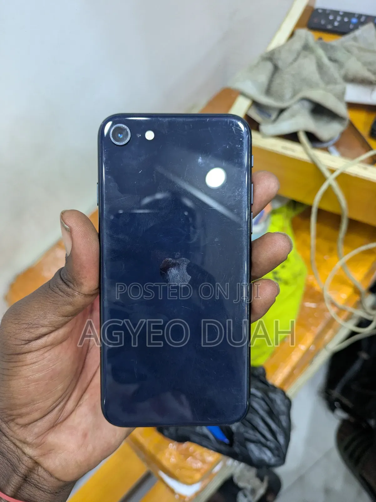 Apple iPhone SE (2022) 64 GB