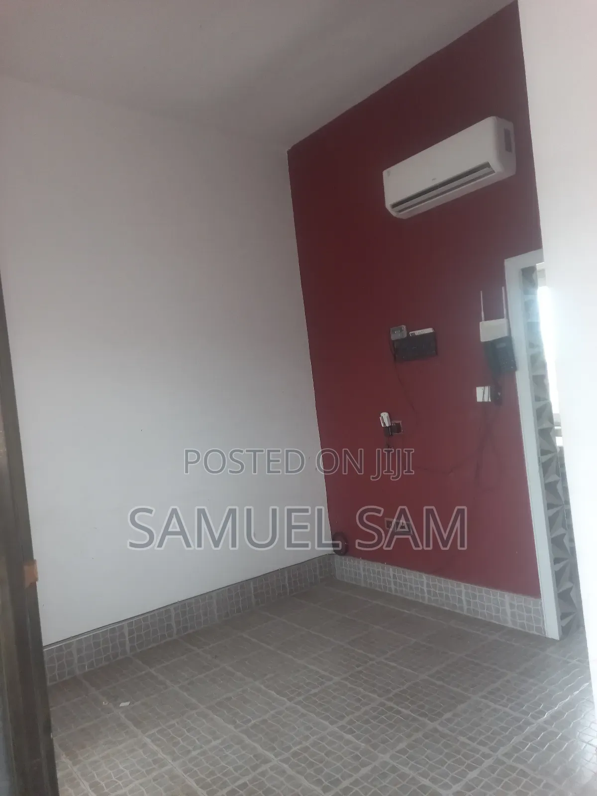 1bdrm Apartment in Community 7, Tema Metropolitan for rent