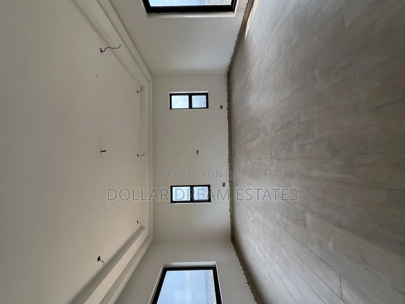 5bdrm House in Abokobi for sale