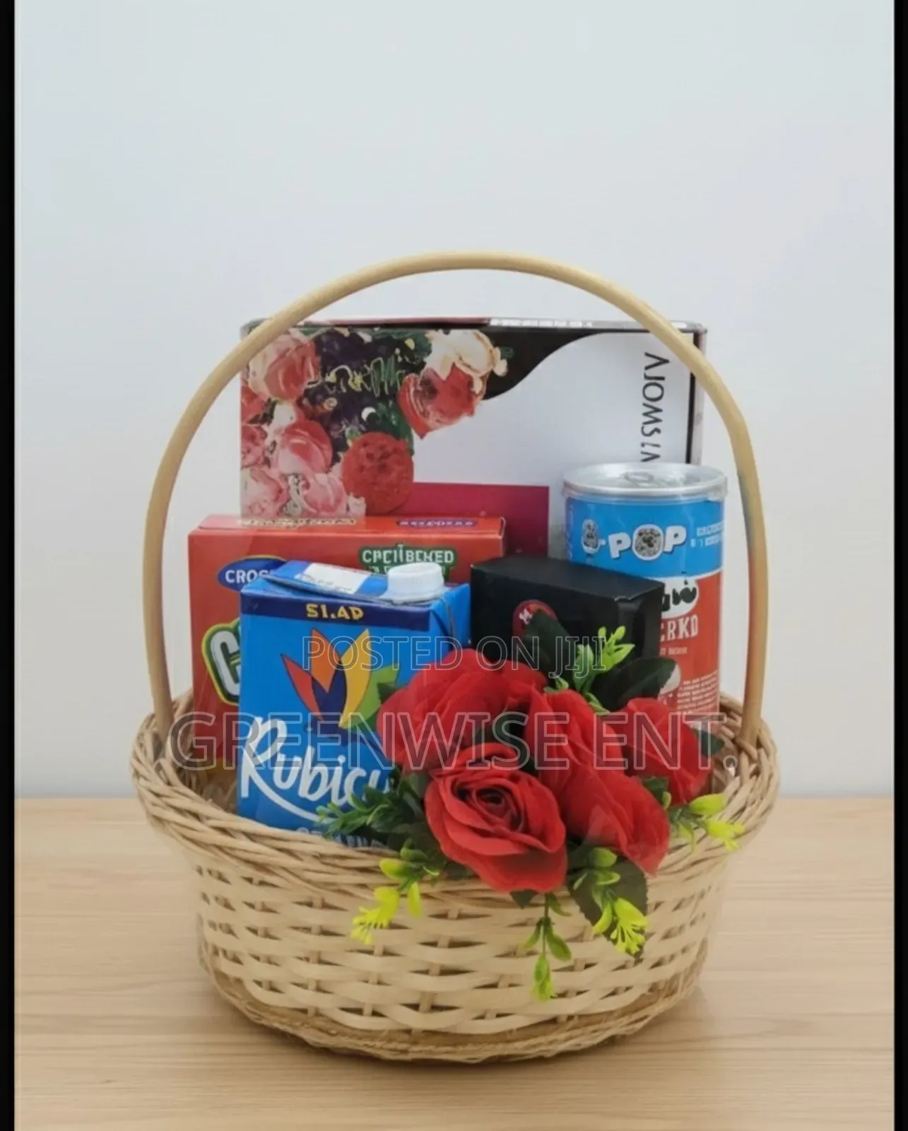 Delightful Everyday Essentials Gift Hamper - Perfect For Any Occasion