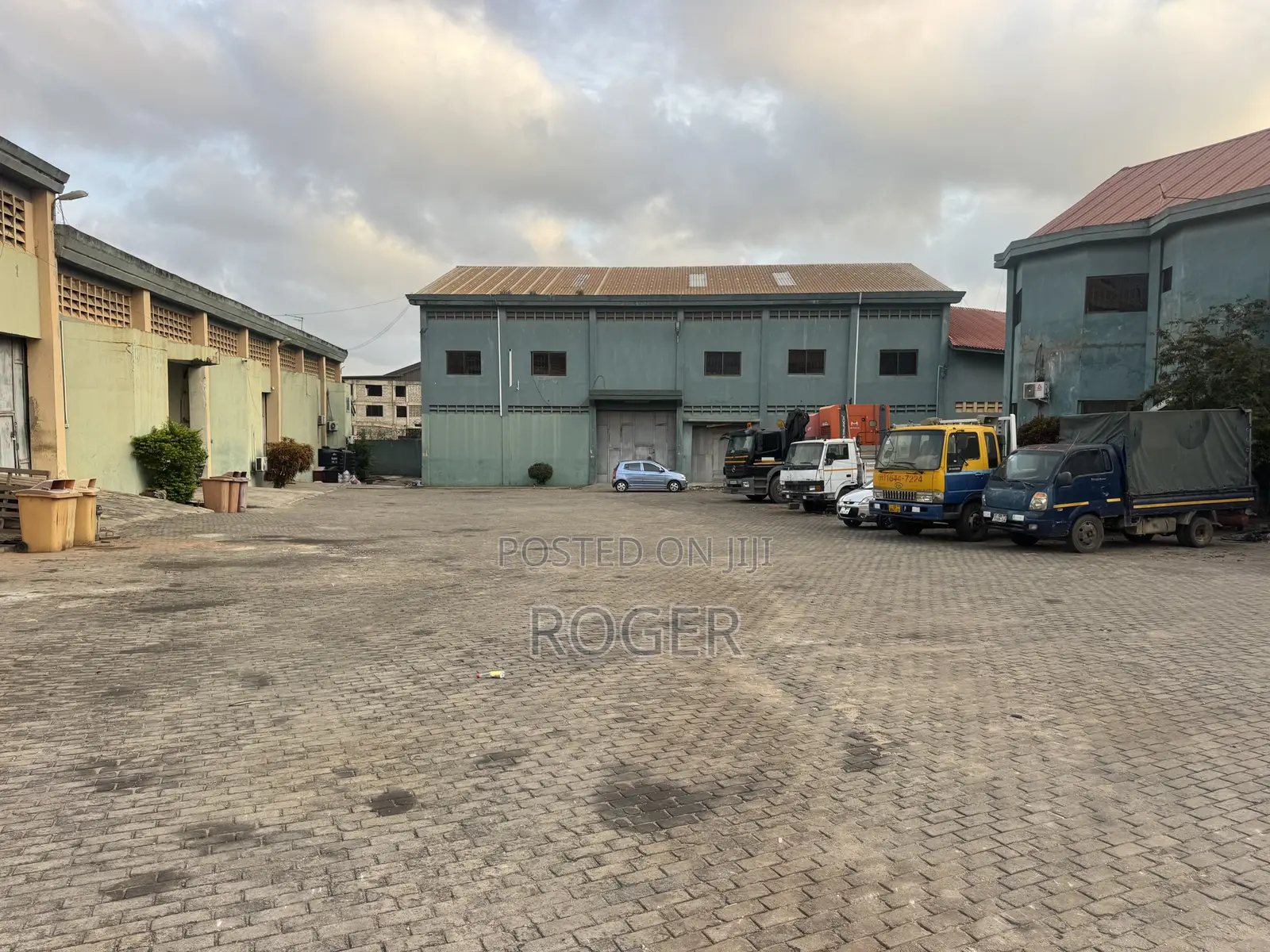 750 SQM Warehouse for Sale Within Achimota for Rent