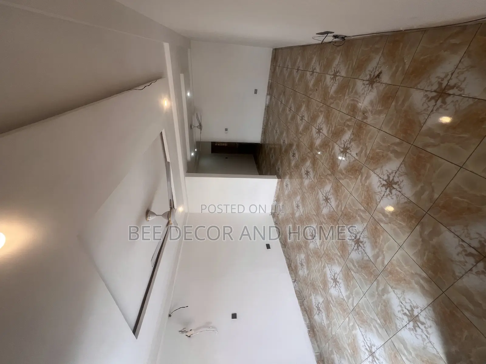 2bdrm Apartment in Bee Decor & Homes, Oyarifa for rent