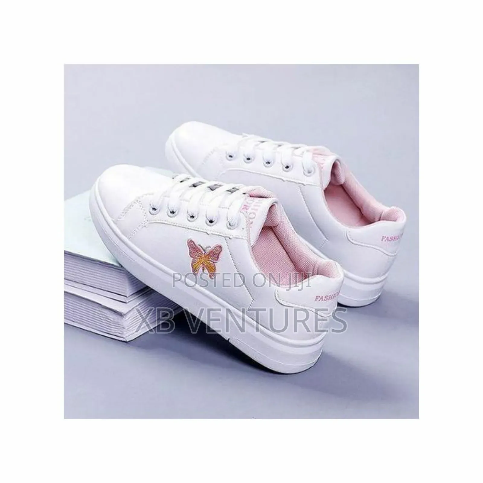 Women's
Embroidered Soft Sole Casual Lace-Up
Shoes
Shoes