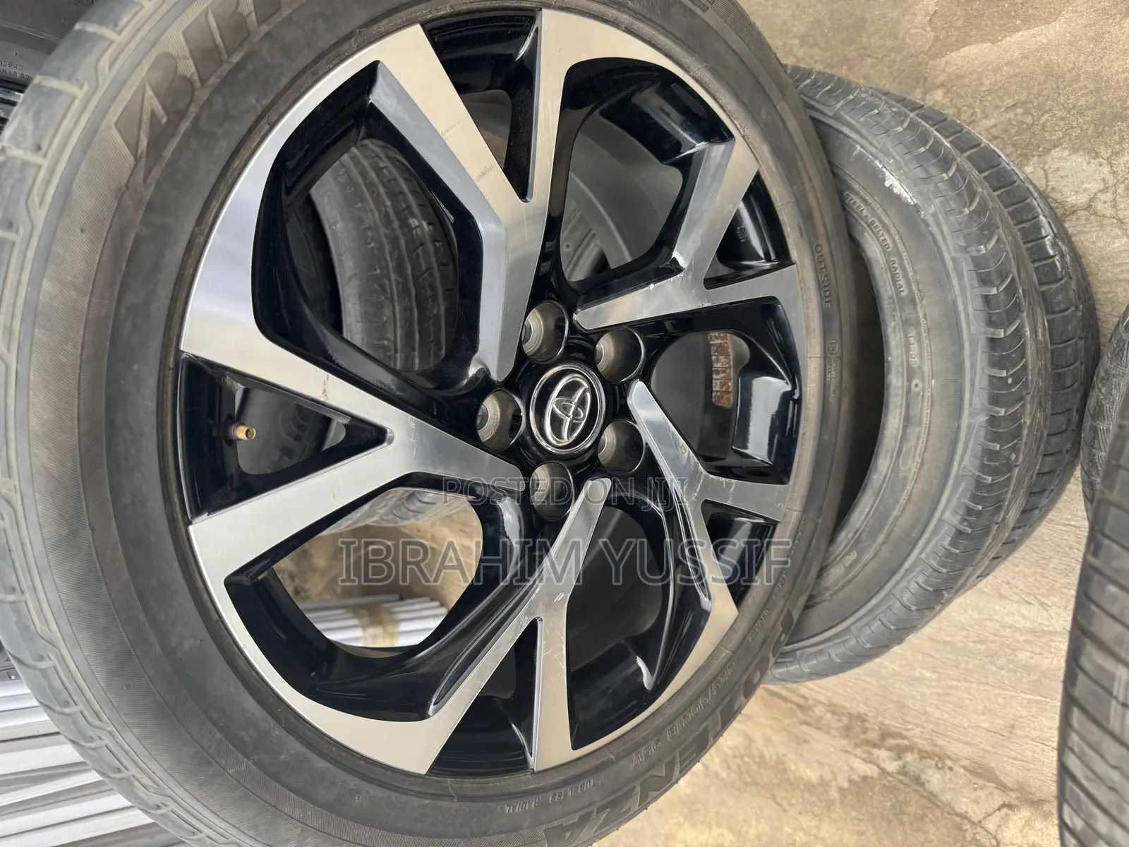 Toyota Rim 18 Set Available