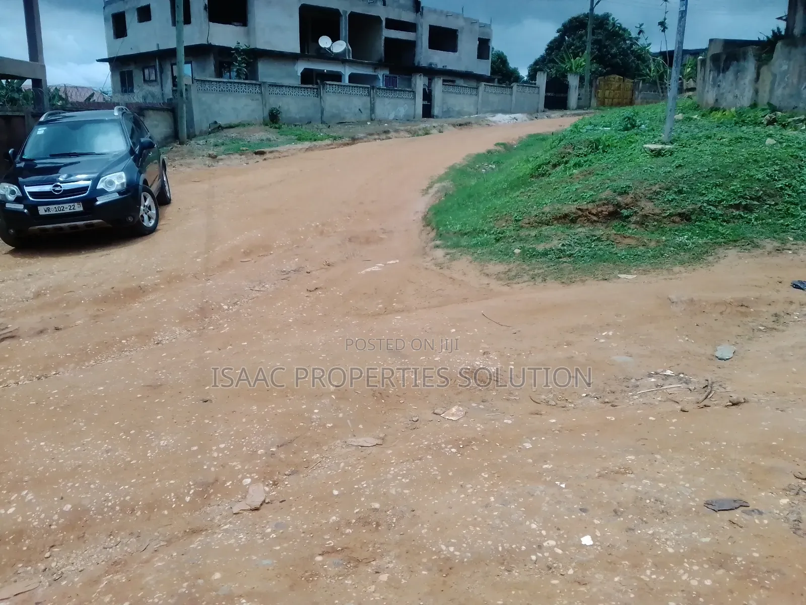 11bdrm House in Isaac Properties, Takoradi for sale