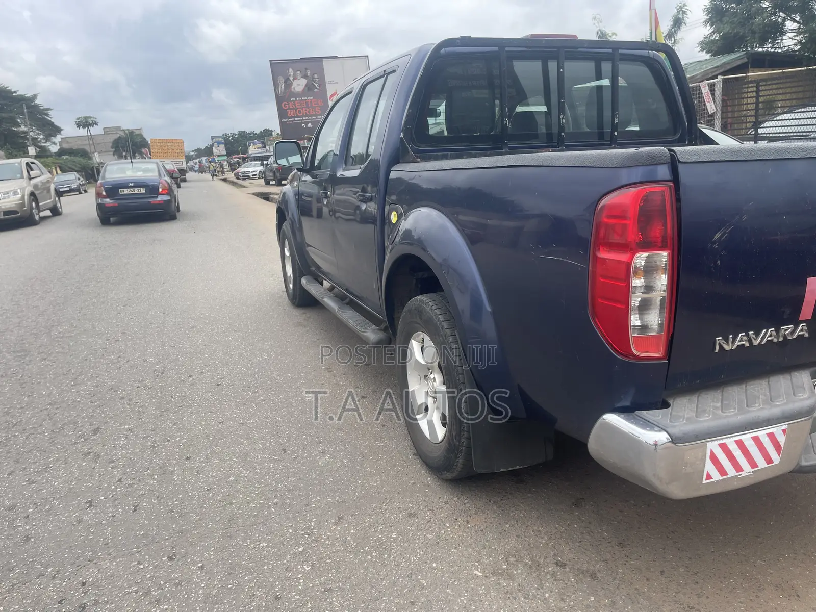 Nissan Navara 2016 Blue