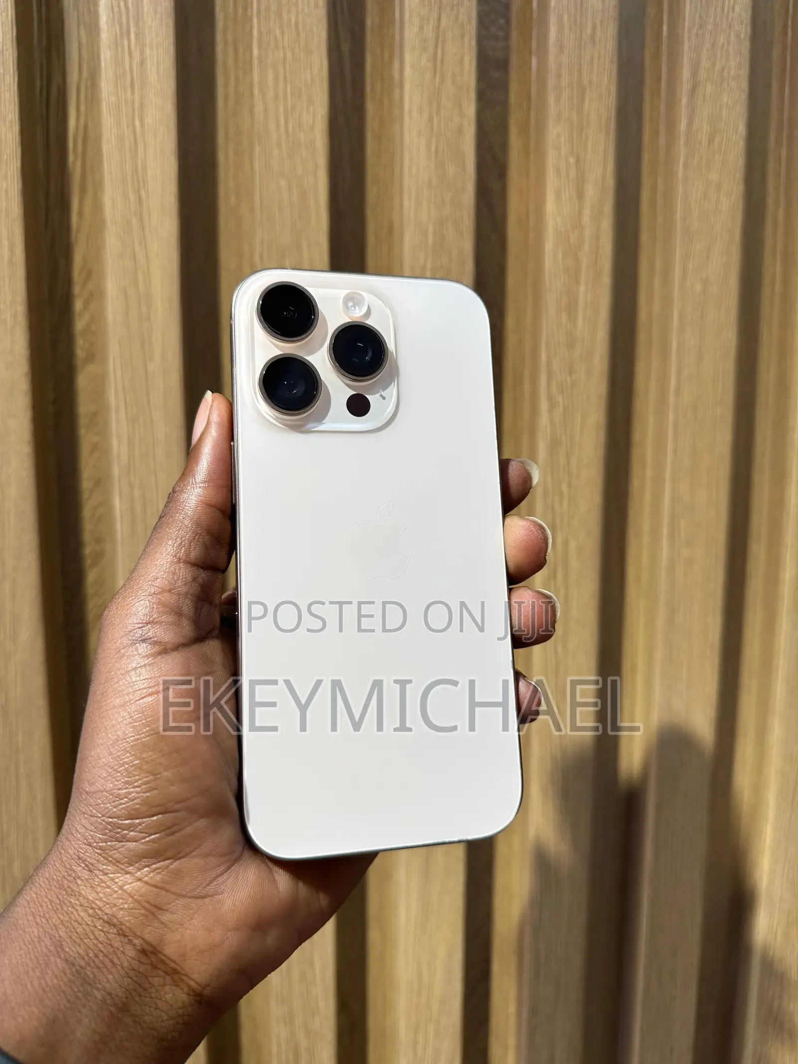 New Apple iPhone 16 Pro 128 GB White