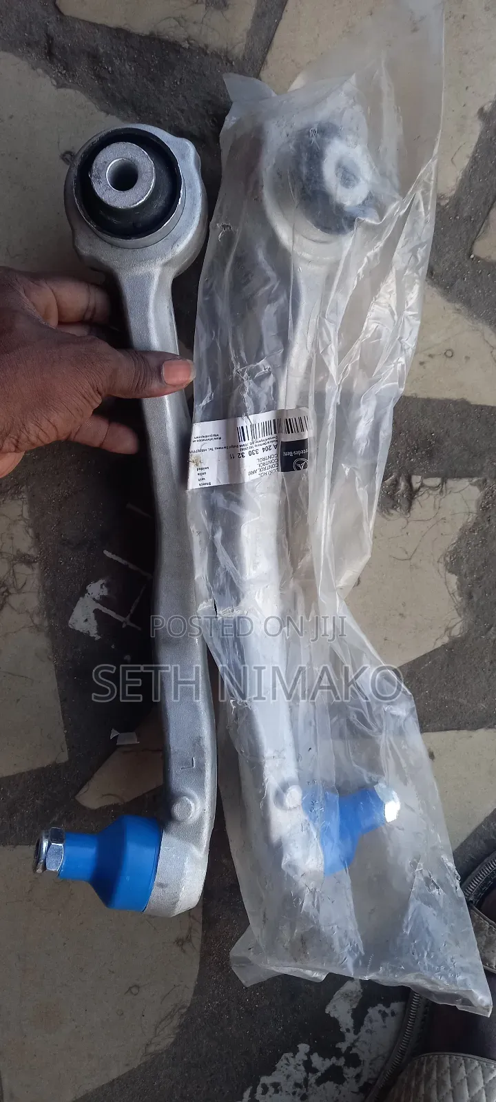 Lower Arms C250 204 Normal 1pc