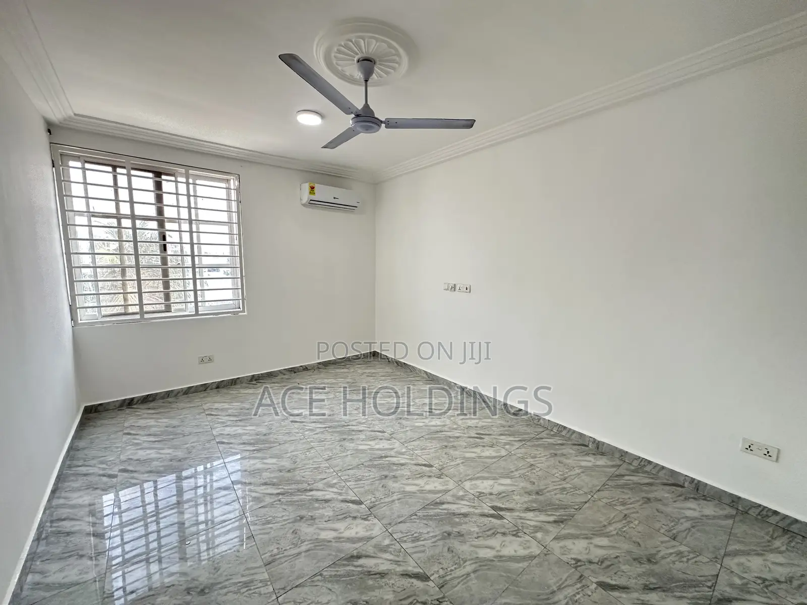 2bdrm Apartment in Nanakrom, Ashaley Botwe for rent