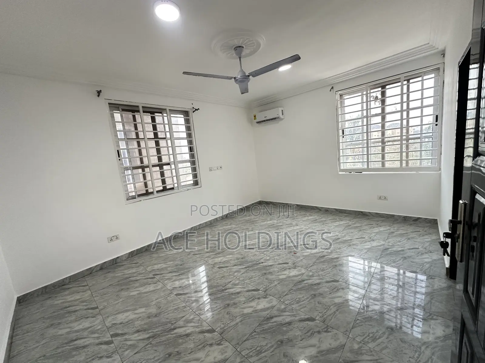 2bdrm Apartment in Nanakrom, Ashaley Botwe for rent