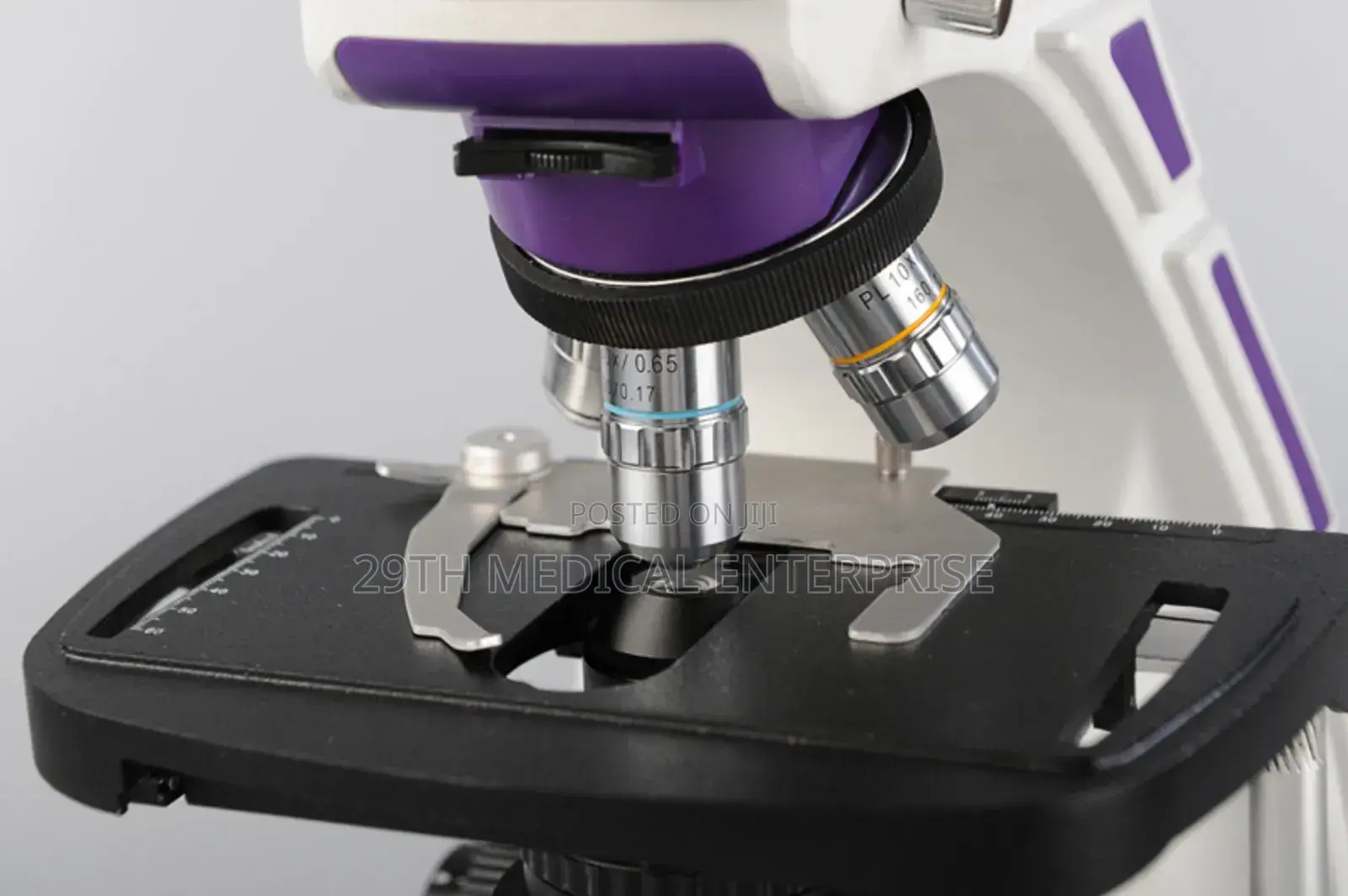 Microscope With Screen