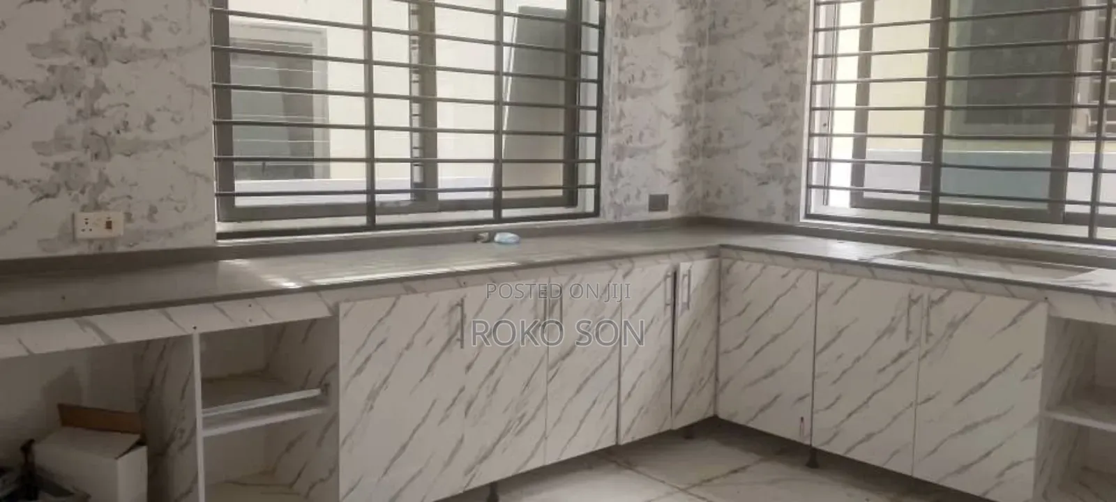 5bdrm Duplex in Dr Roko, The Mall for rent