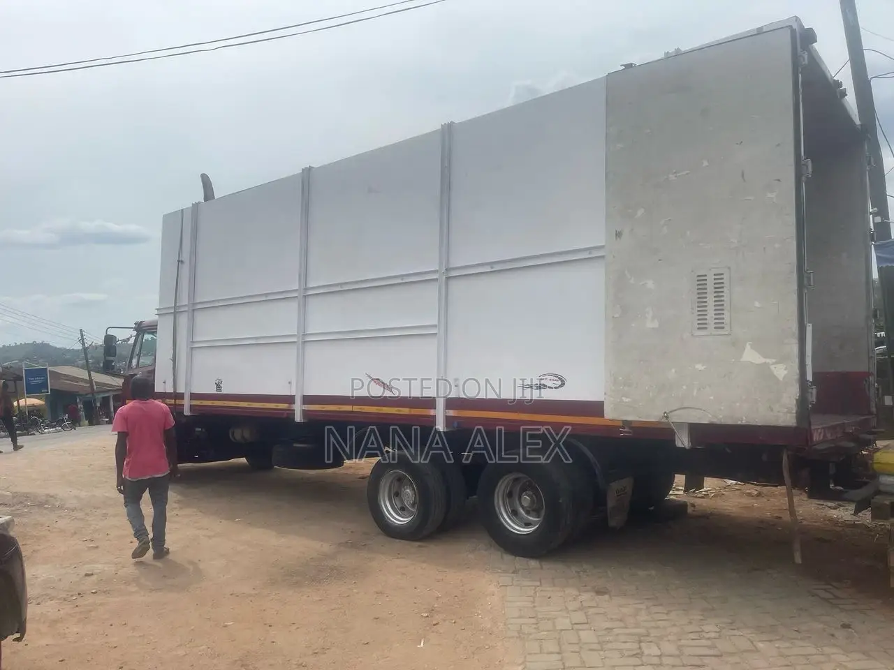 Daf Lf45 Container Double Axle Good Price Sale