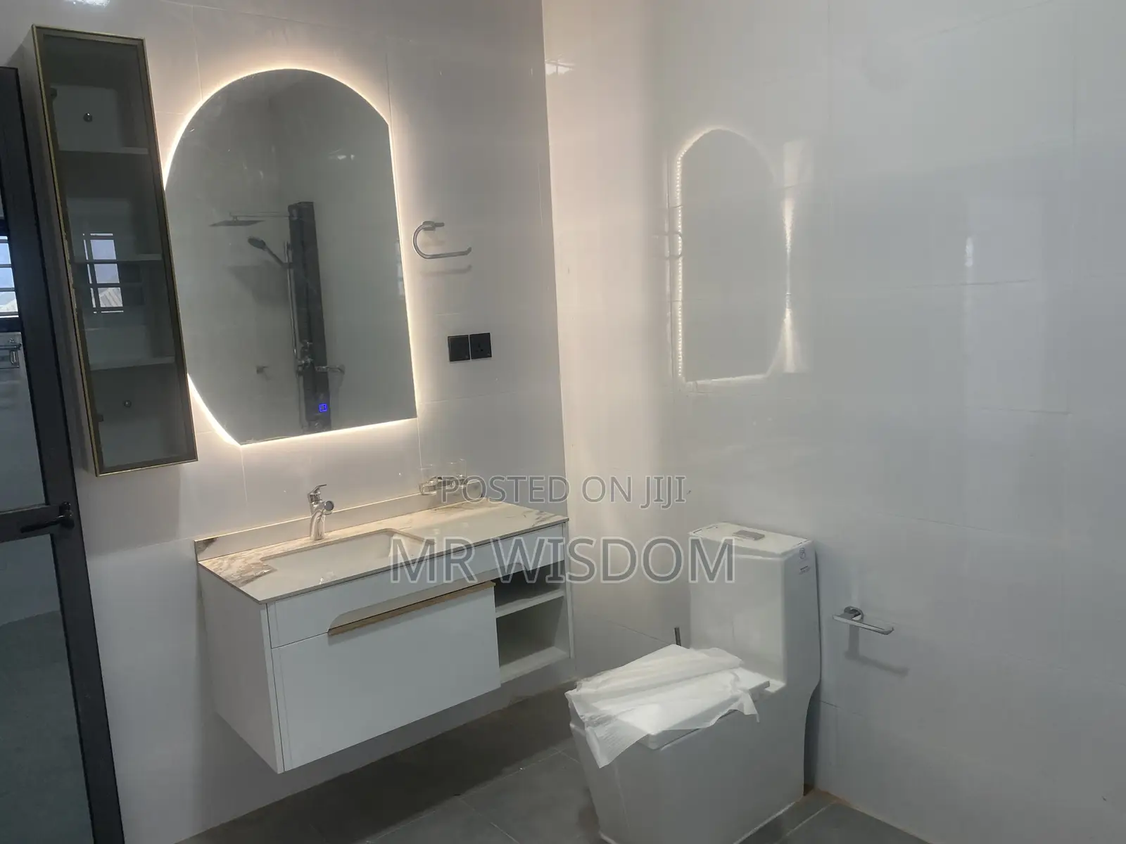 4bdrm Duplex in Lakeside Estate, Ashaley Botwe for sale