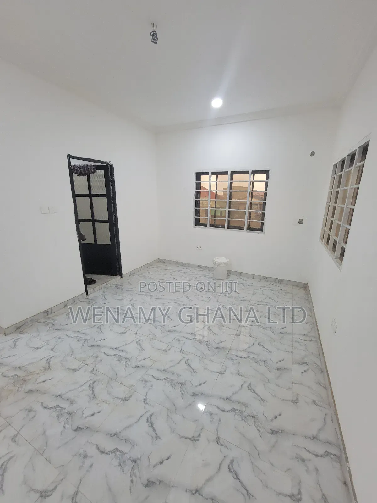 2bdrm Townhouse / Terrace in Community 25 for rent