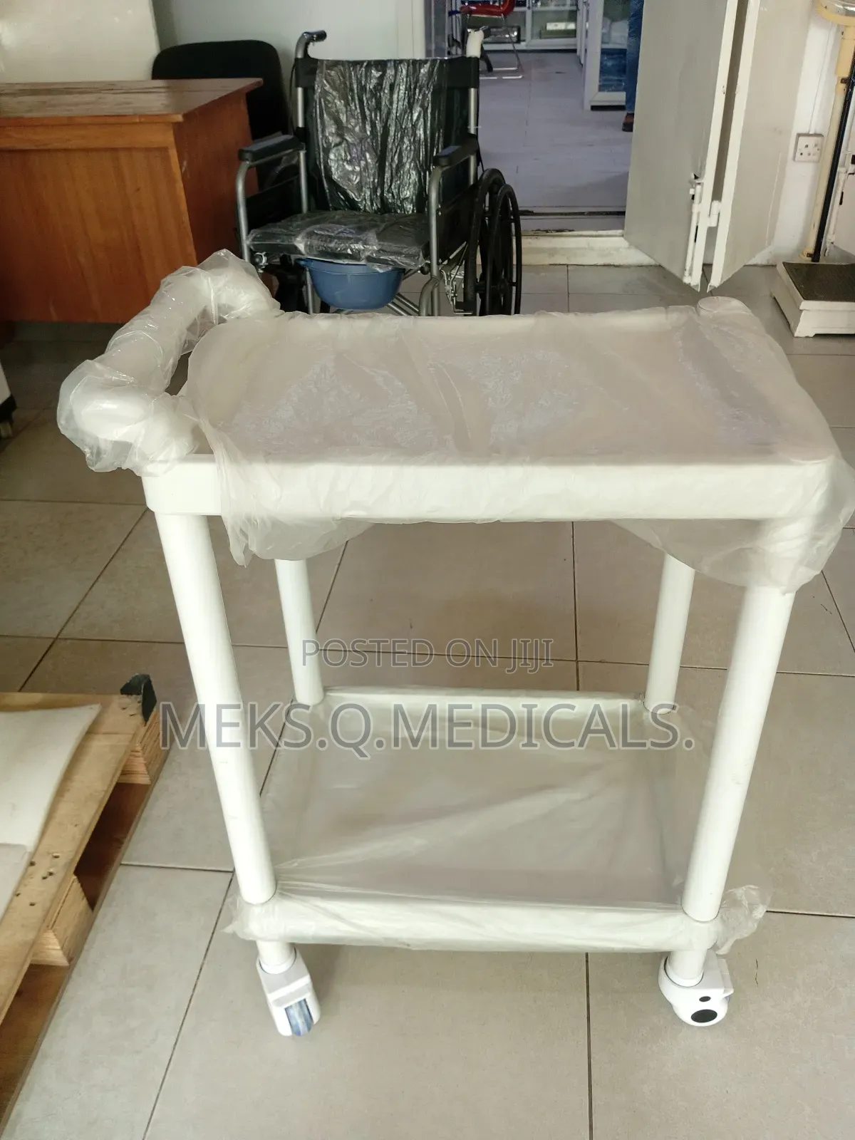 Trolley 2 Step ( Plastic)