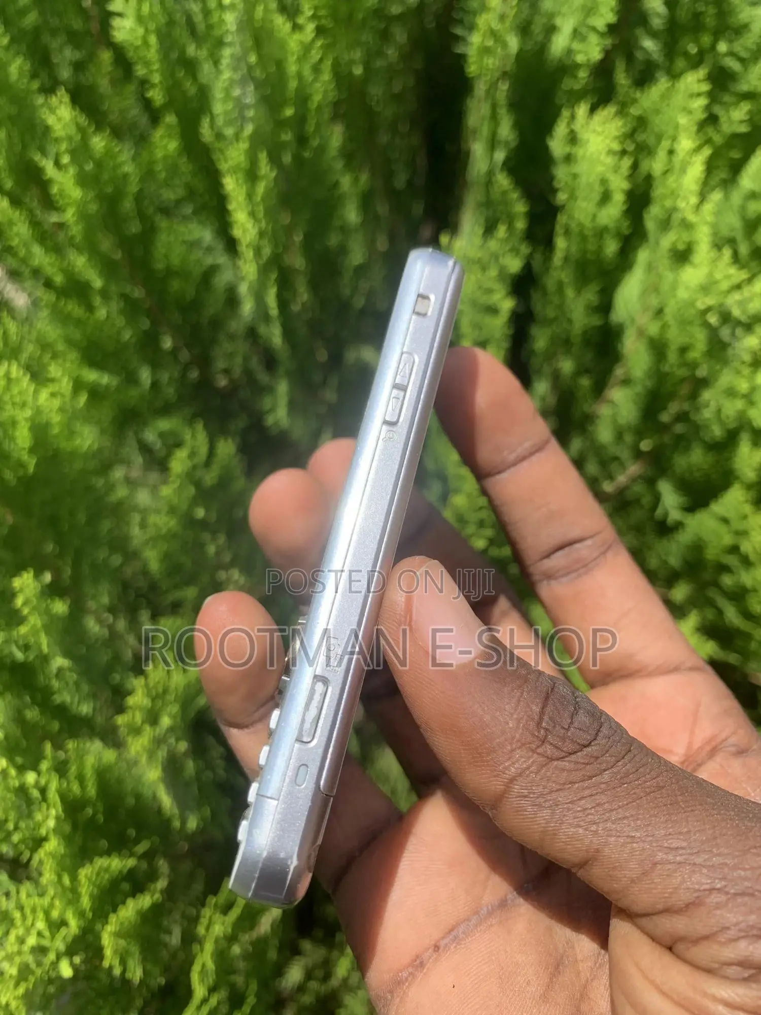 Sony Ericsson W890 Silver