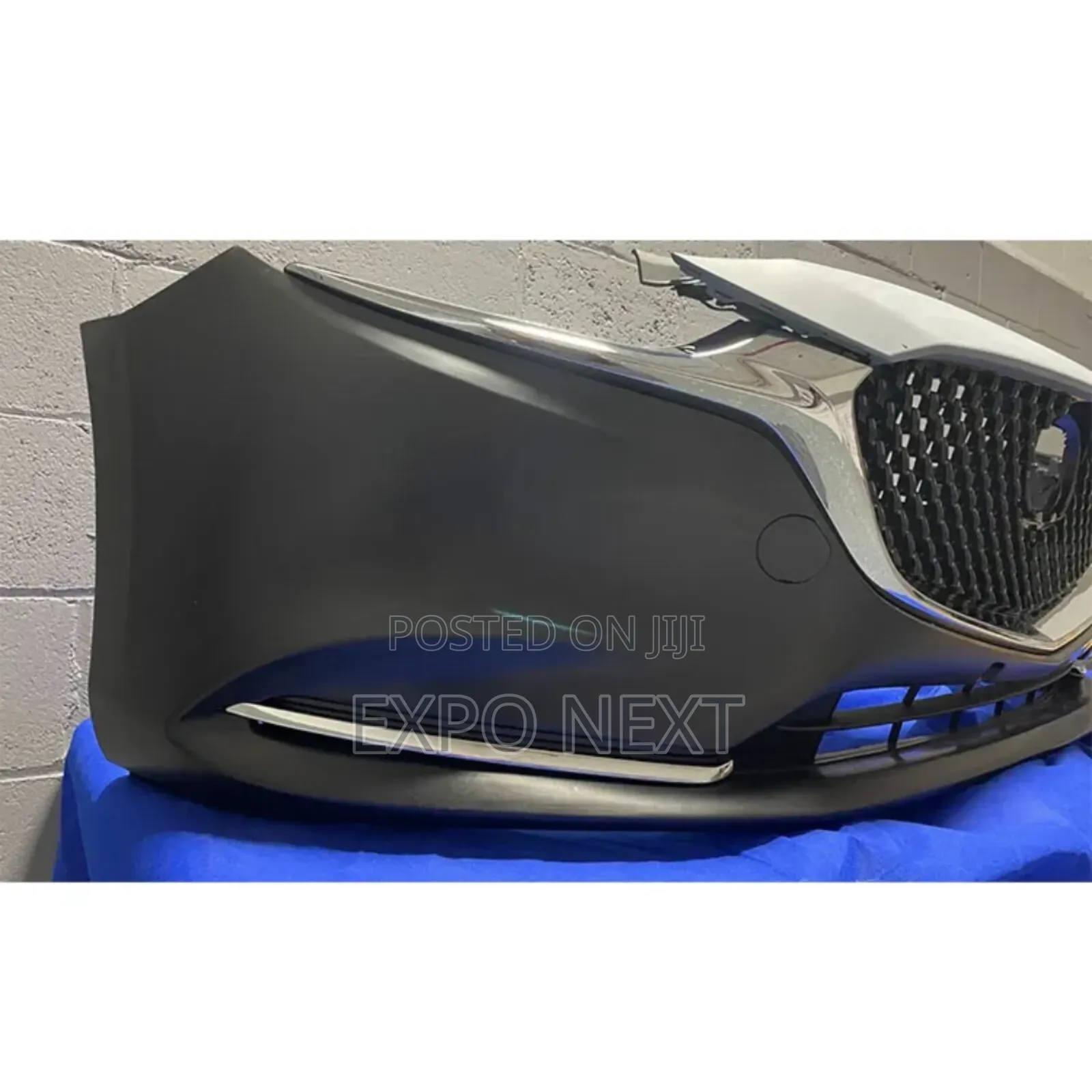 Madza Cx-6 Front Bumper Complete 2019-2021