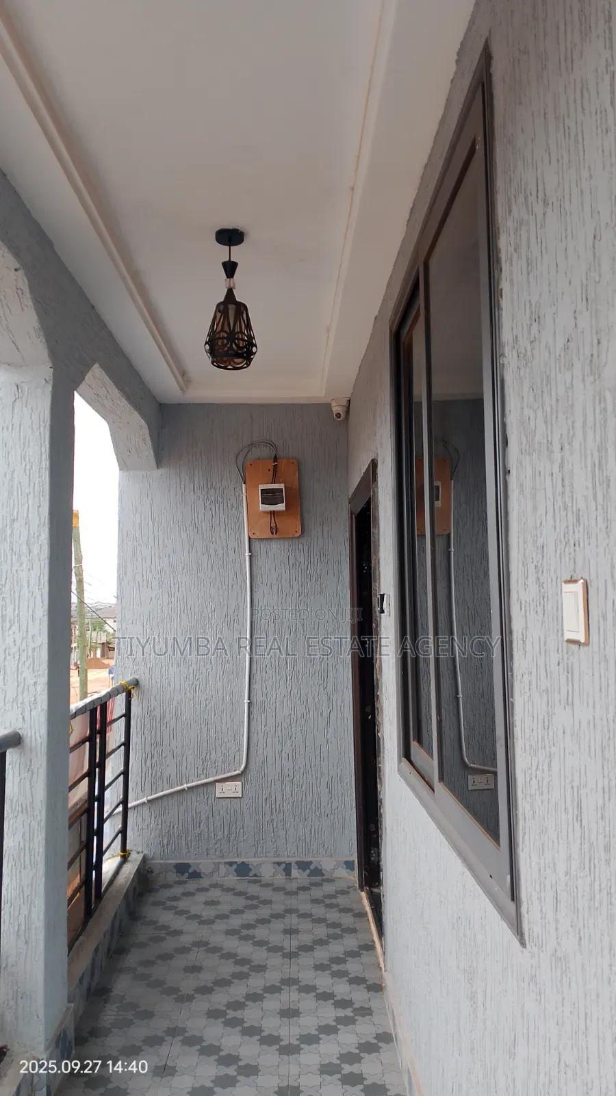 3bdrm Apartment in Tiyumba Agency., West Legon for rent