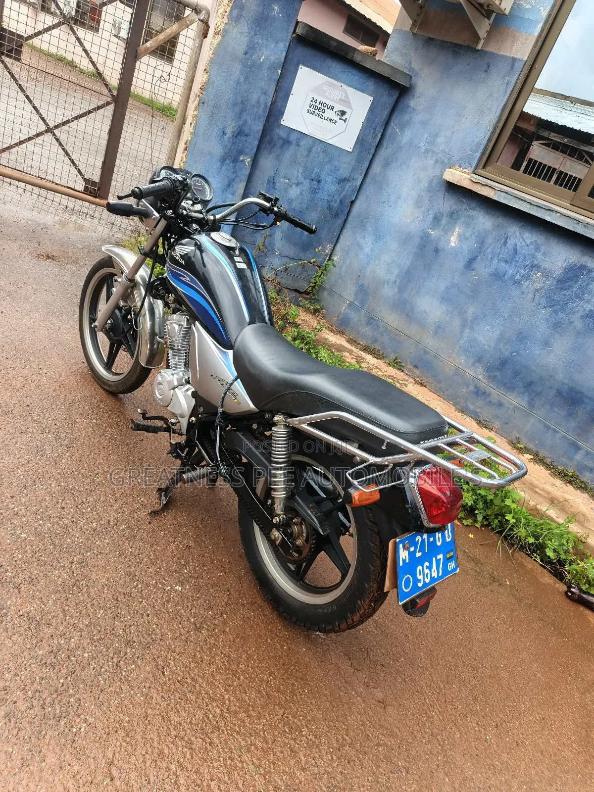 Honda CB 2021 Blue