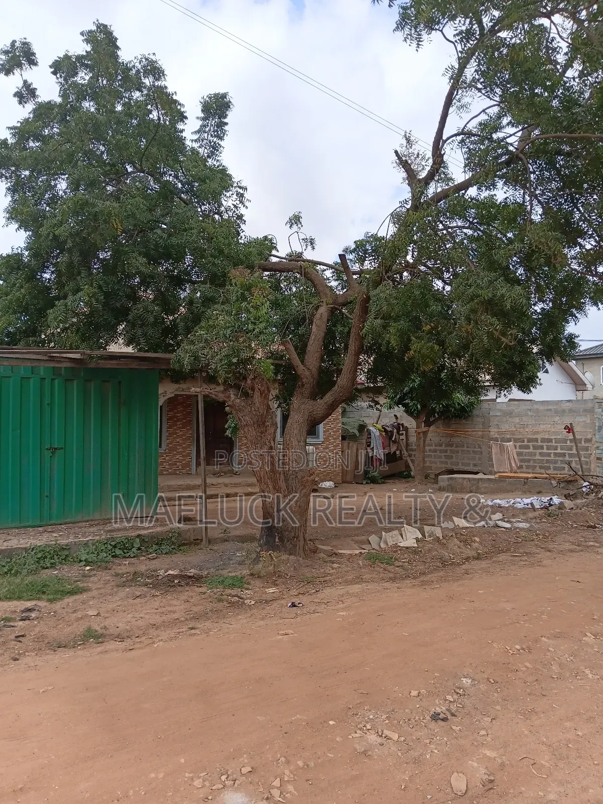 3bdrm House in Lakeside Estate for sale