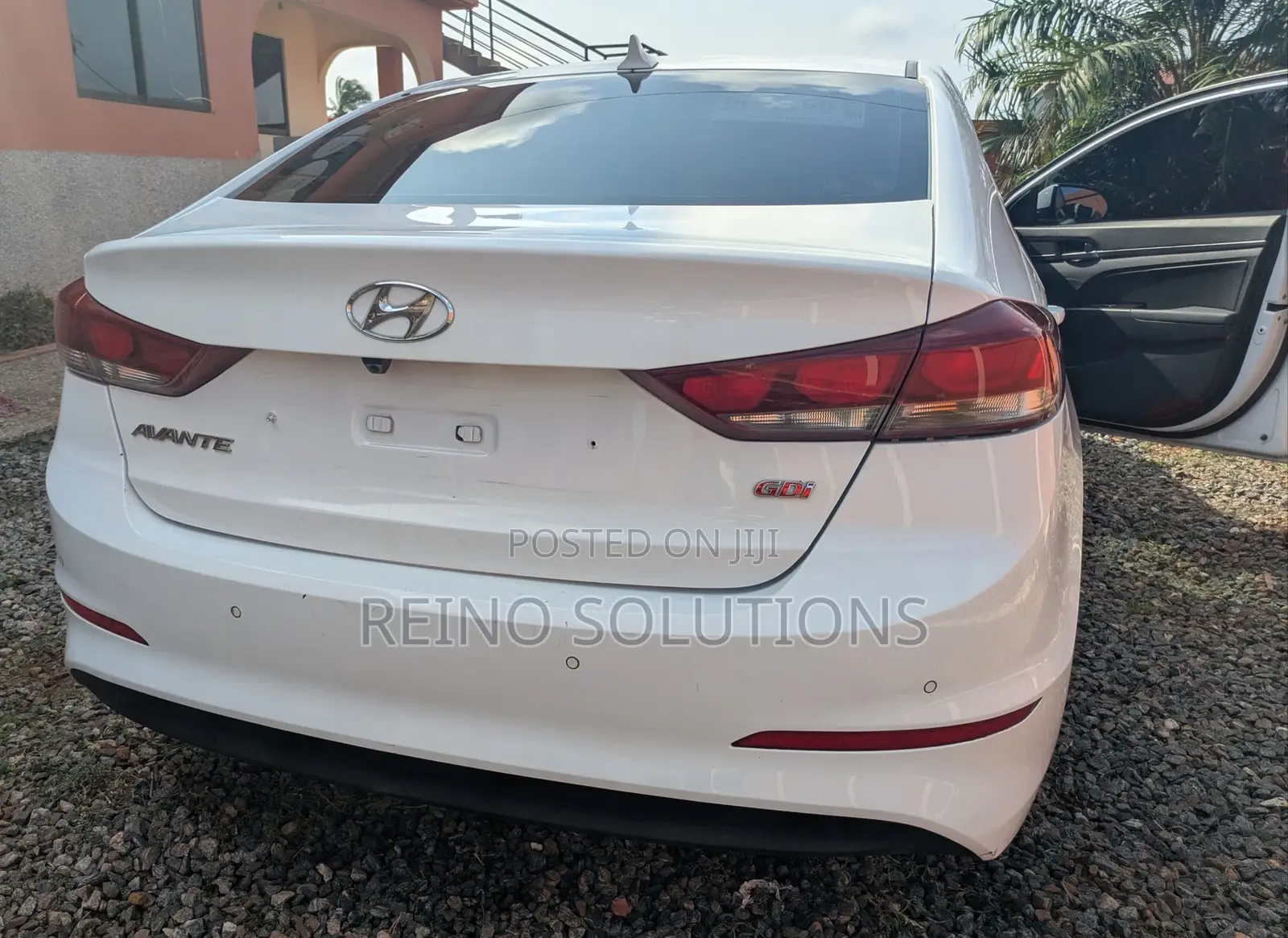 Hyundai Avante 2017 White