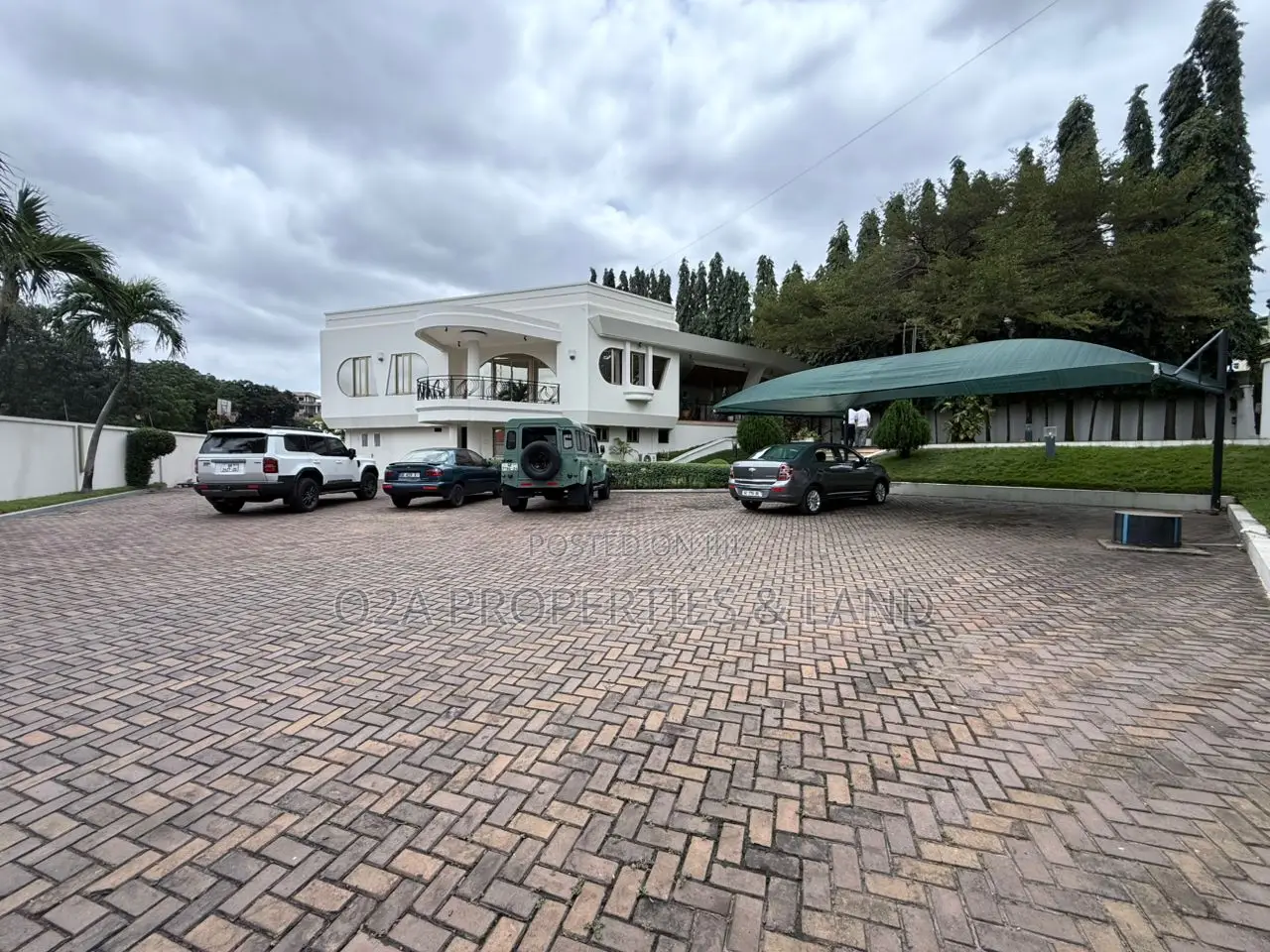 6bdrm House in Airport Residential for rent