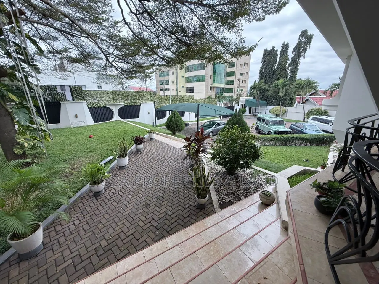 6bdrm House in Airport Residential for rent
