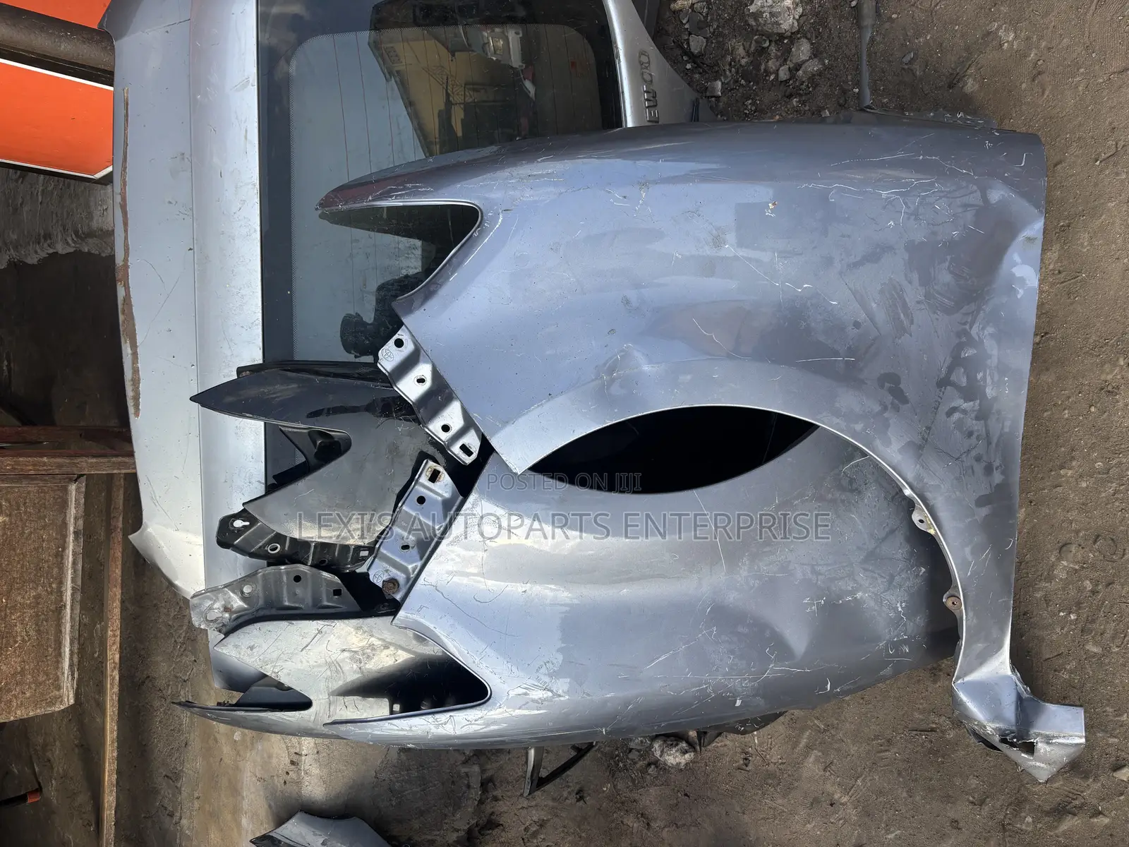 Toyota Rumion Fenders Pair