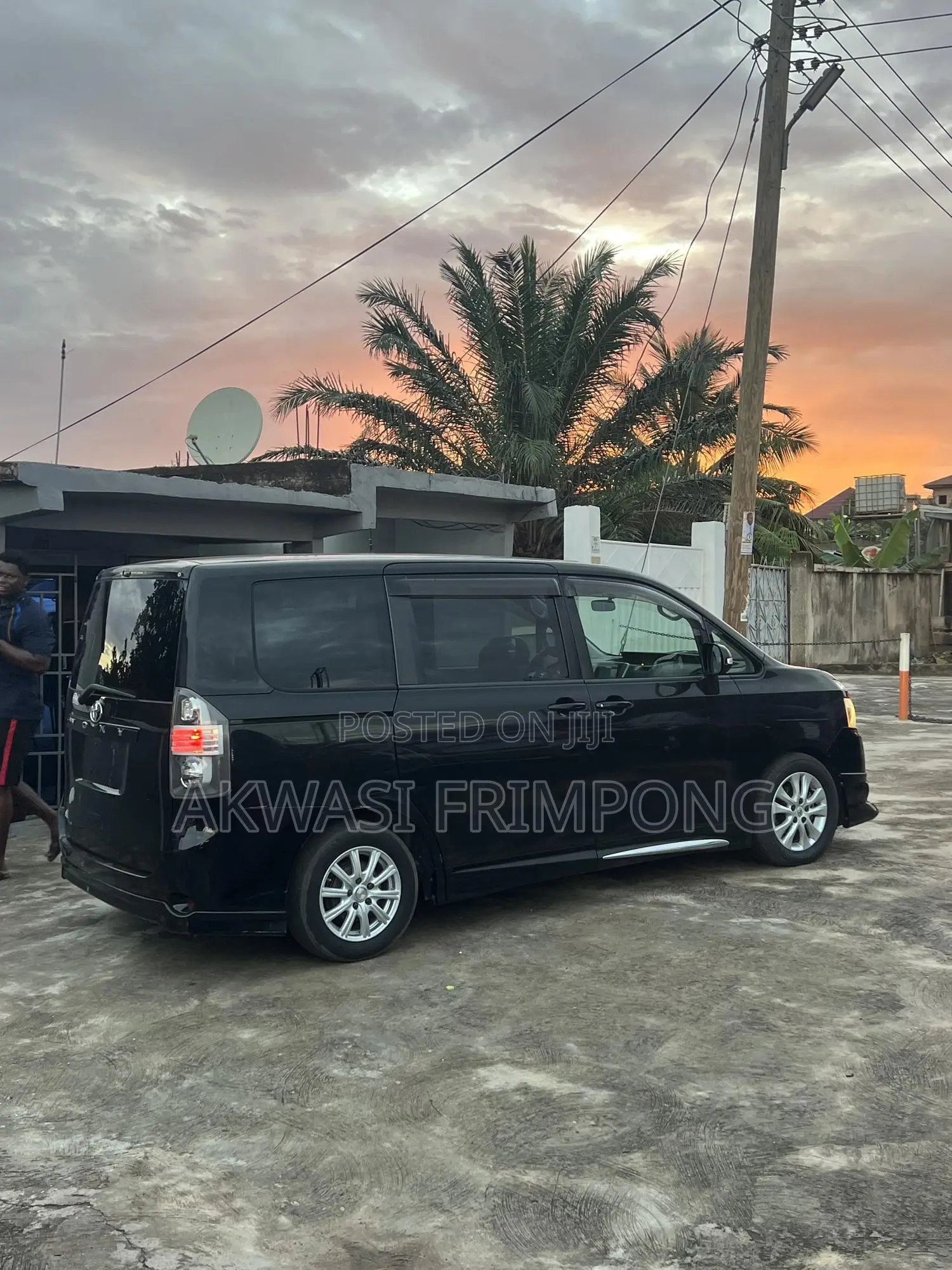 Toyota Voxy 2013 Black