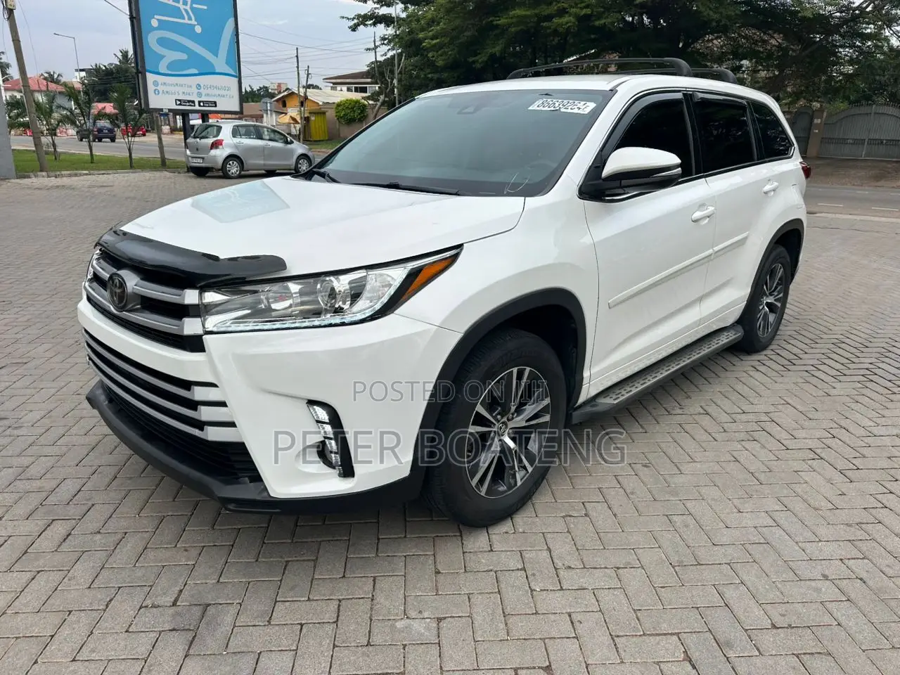 Toyota Highlander LE 4x2 (2.7L 4cyl 6A) 2018 White
