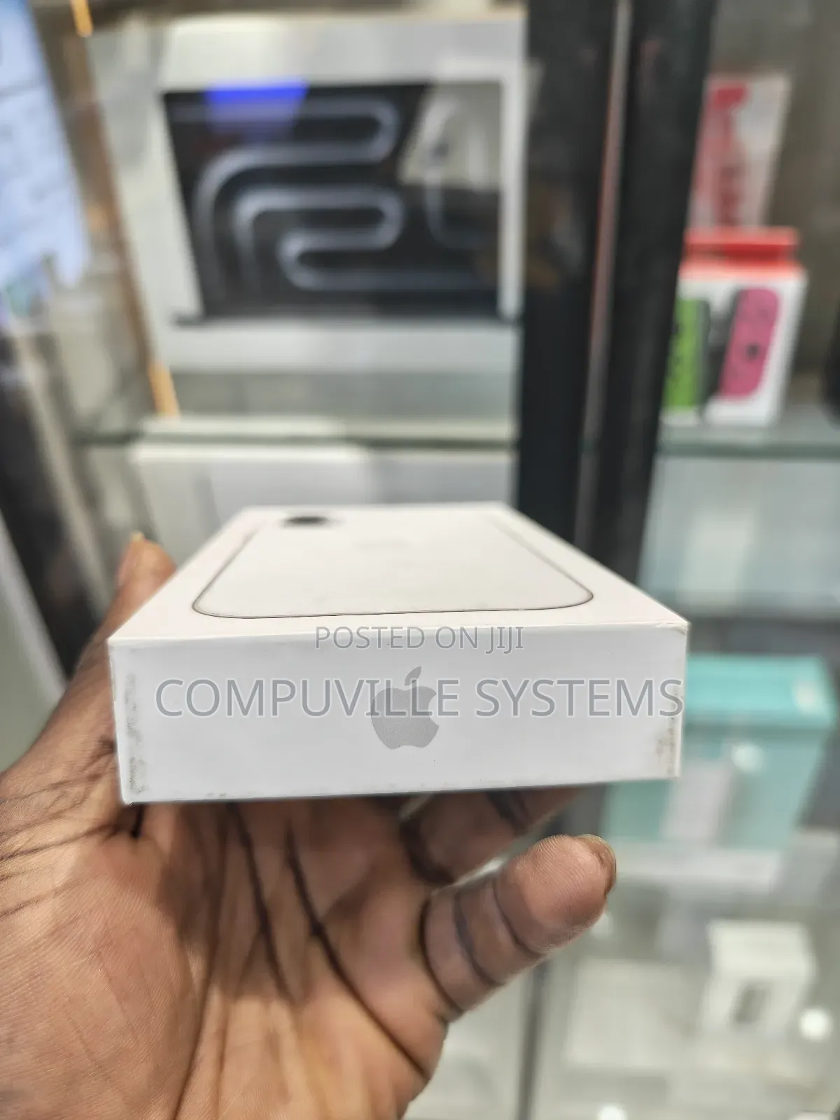 New Apple iPhone 17 256 GB White