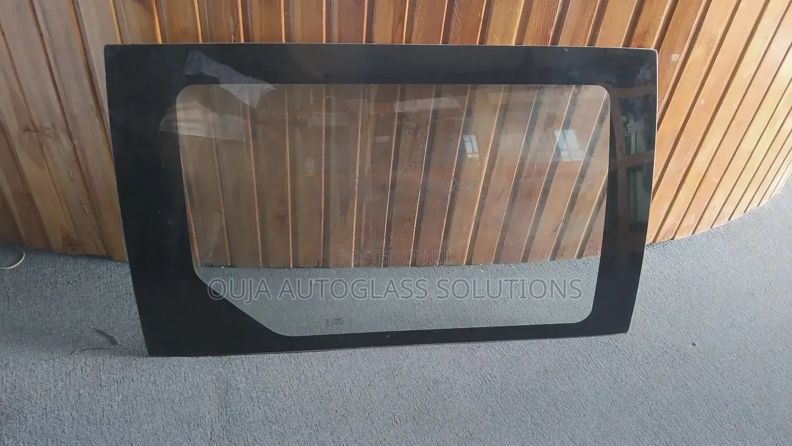 1996 Chrysler Town Country Voyager / Dodge Caravan Right Side Glass