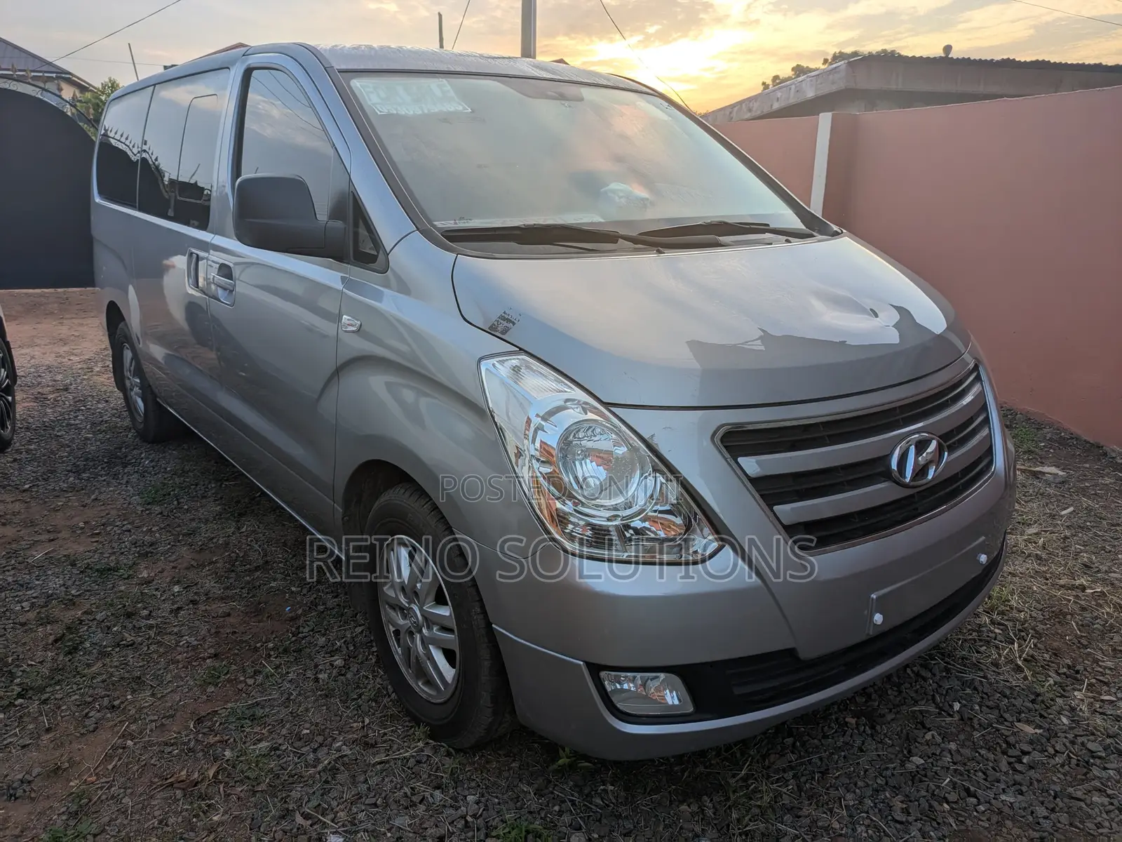 Hyundai Starex 2017 Silver