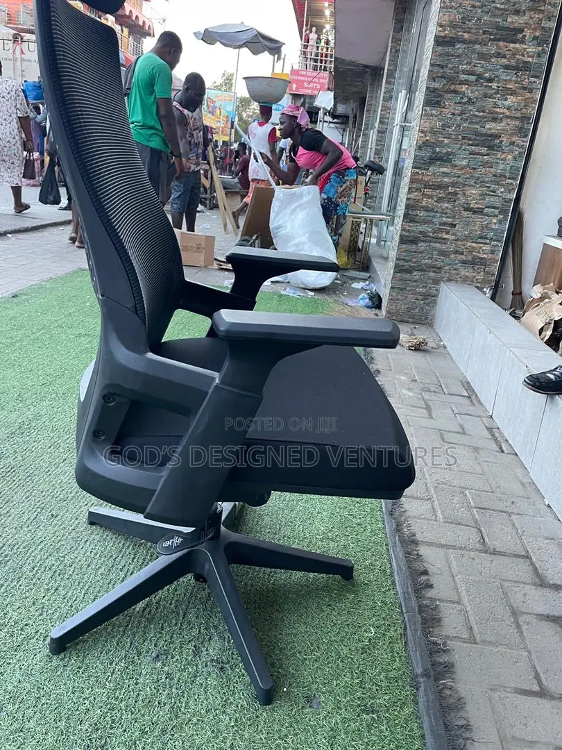 Solid and Well Grounded Swivel Chair