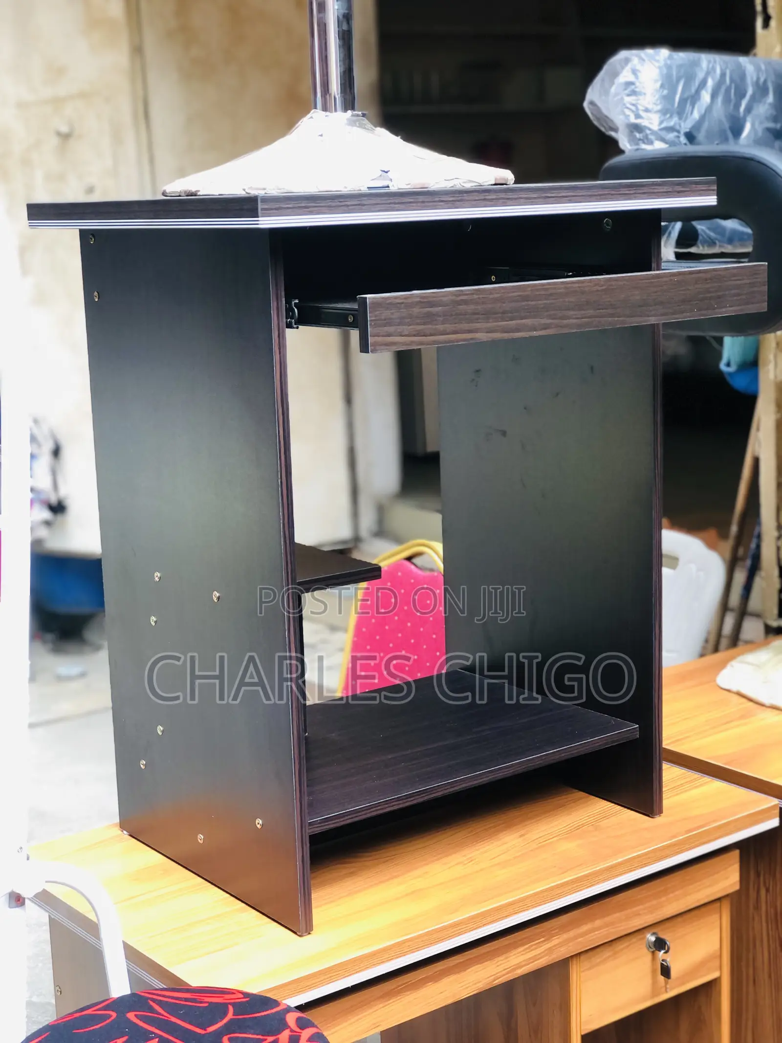 Computer Desk/Office Table
