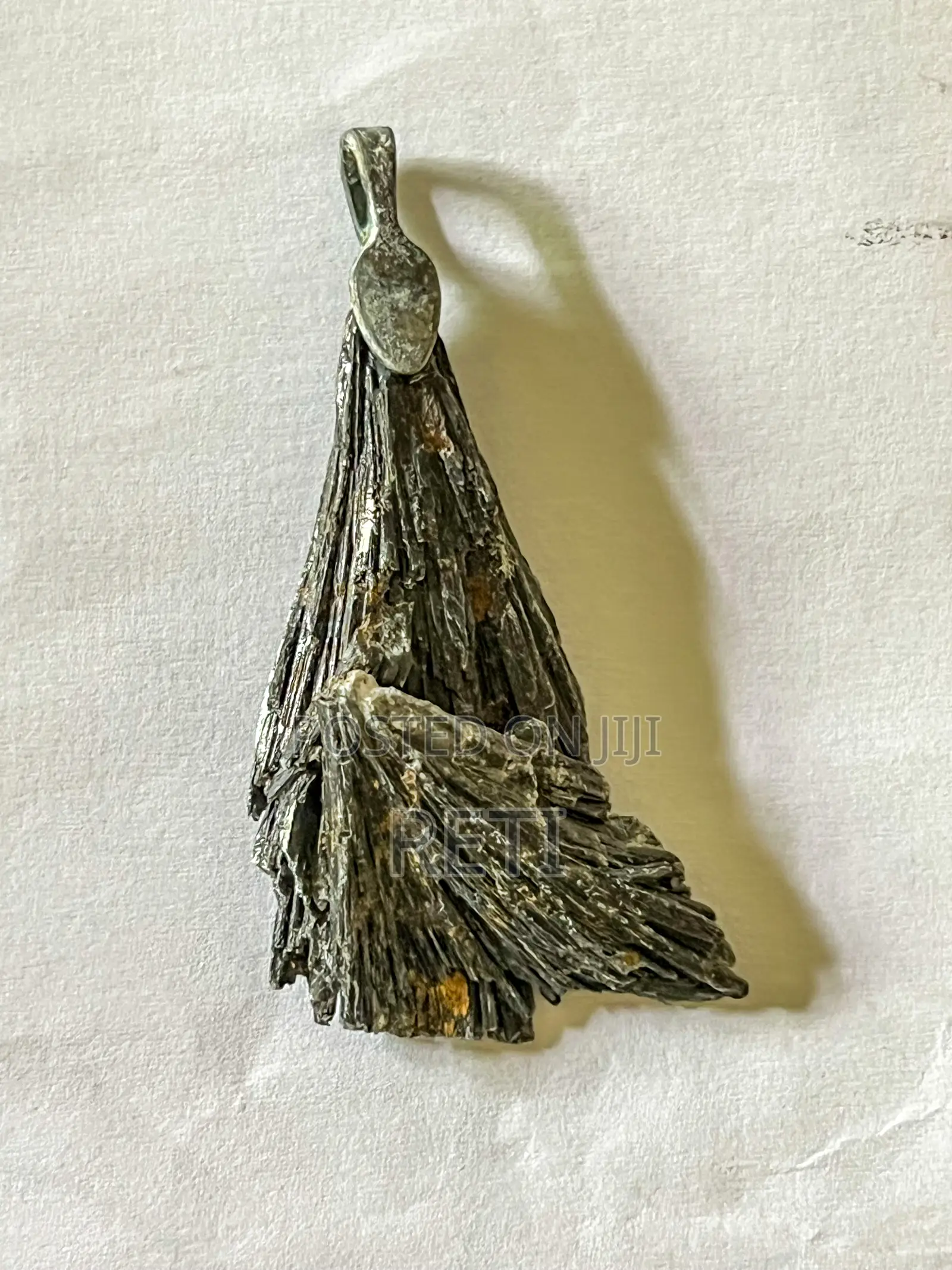 Black Kyanite ( Exposed a Wizard )