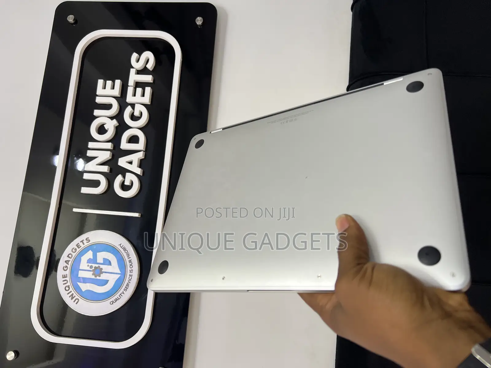 Laptop Apple MacBook Pro 2020 8GB Intel Core i5 SSD 256GB