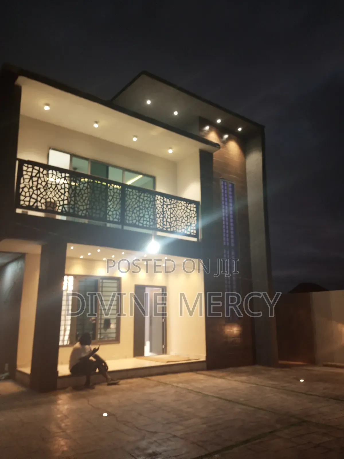 3bdrm Duplex in Tuba, Awutu Senya East Municipal for sale