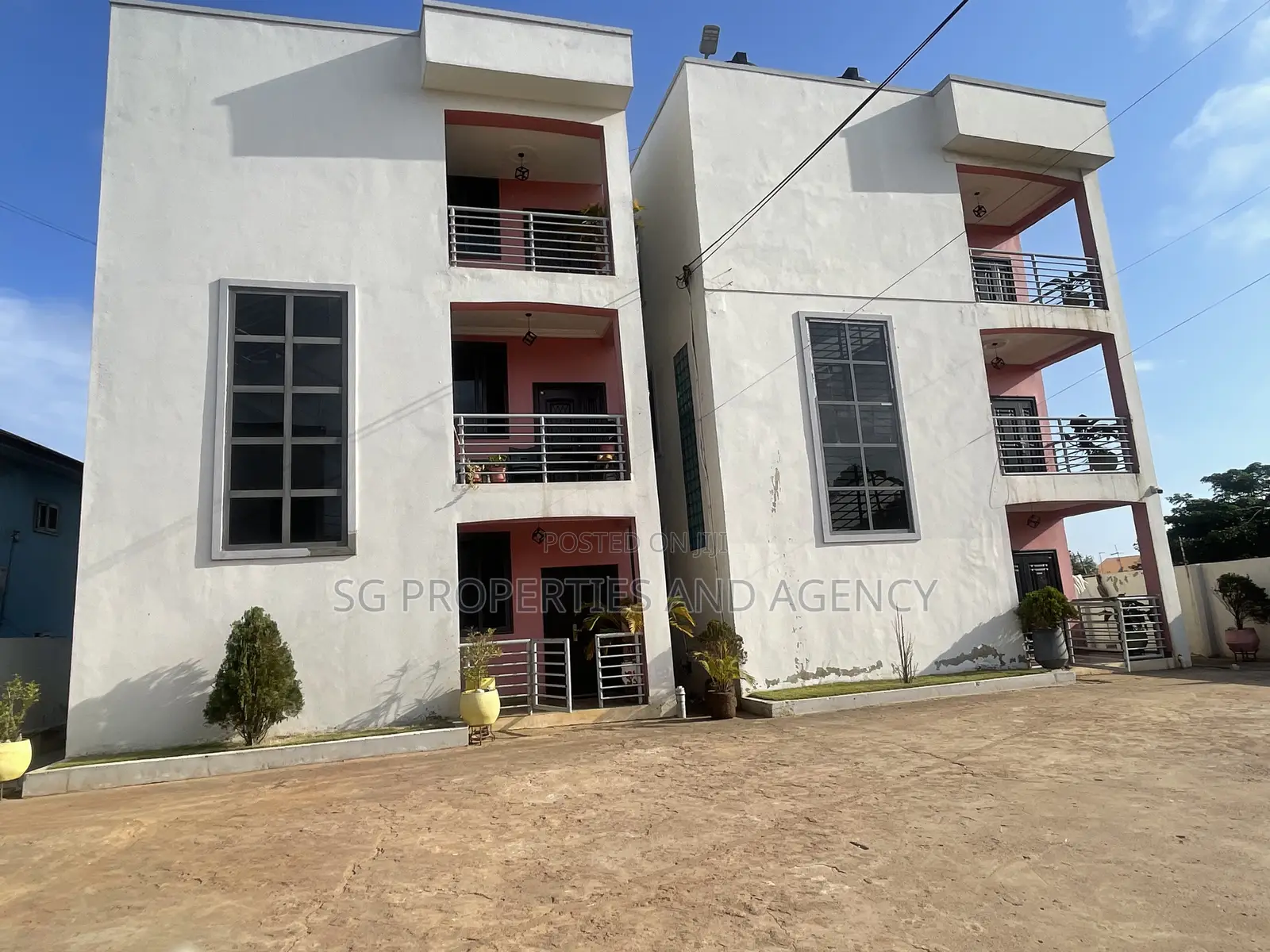 2bdrm Apartment in Tseaddo, Accra Metropolitan for rent