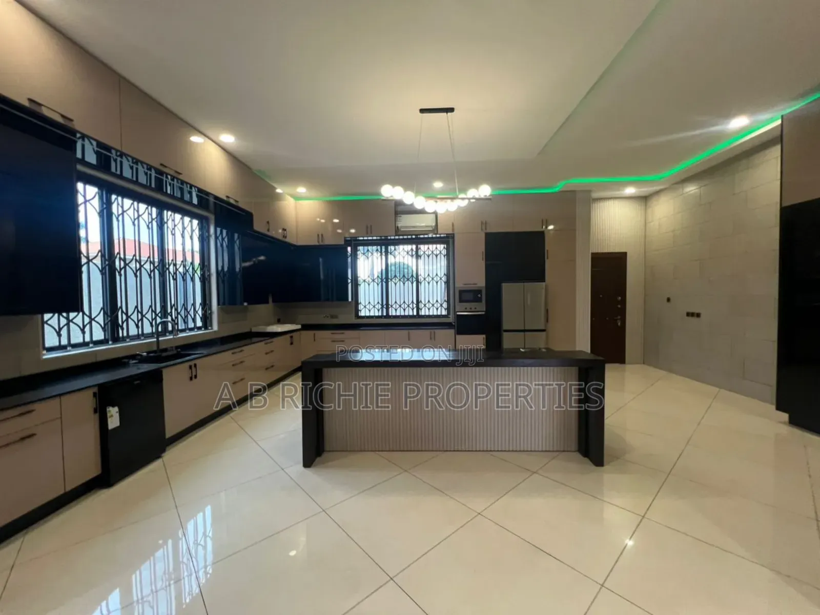5bdrm Mansion in Ab Richie Properties, Regimanuel Gray Estates for sale